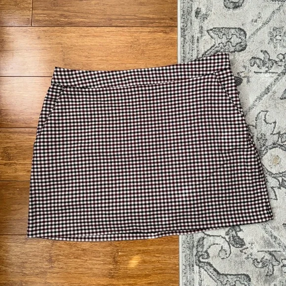 Abercrombie Gingham Mini Skort - Picture 4 of 7